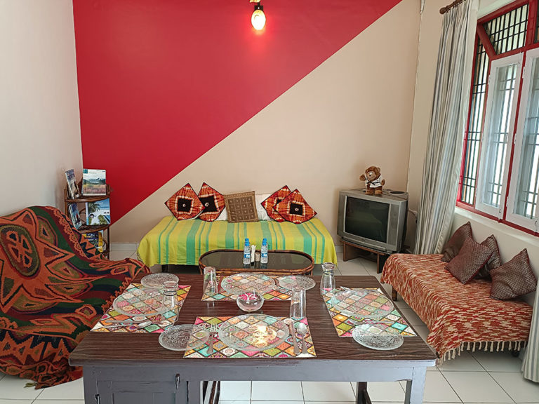 Chili-Out-HomeStay-Aashiana-Lucknow